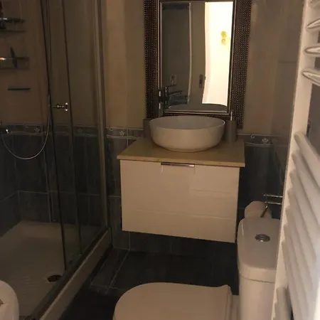 Cosy And Stylish In The Heart Of Chania アパート ハニア