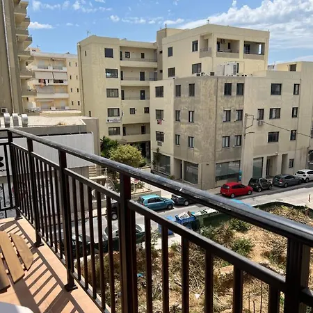 Cosy And Stylish In The Heart Of Chania